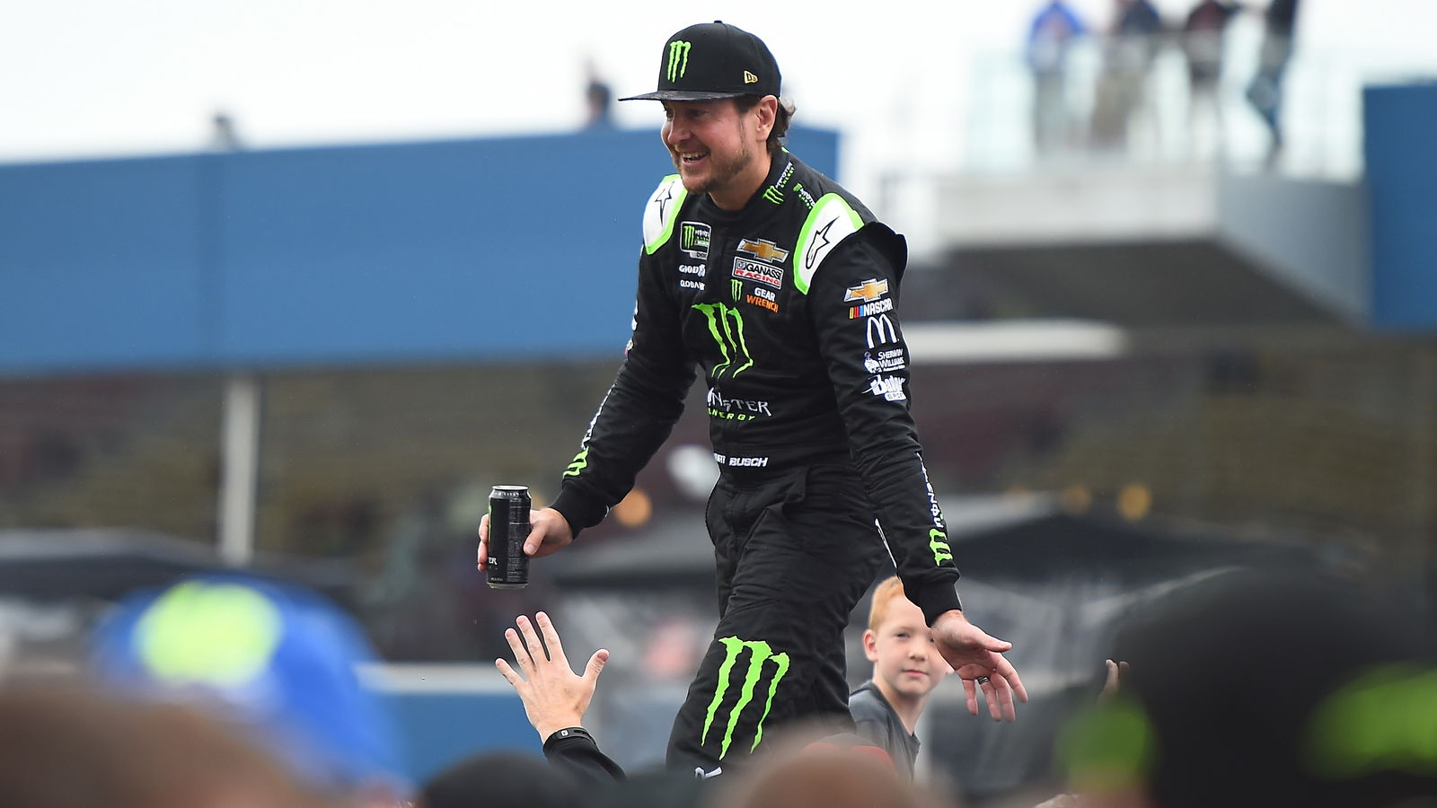 Lightning doesn't strike good for Kurt Busch at Daytona